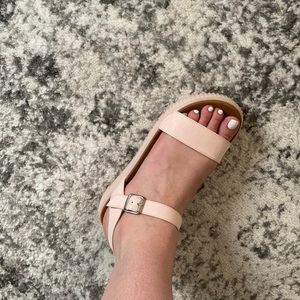Mia Abella platform sandal